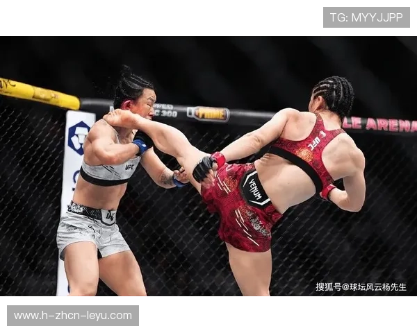 UFC张伟丽连环组合拳KO对手，展现王者风范